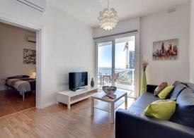 Stunning Seaview Apartment, Wifi 5