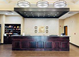 Comfort Inn & Suites Shawnee - Kansas City 2