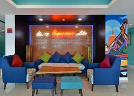 Jomtien Beach Sleep Inn - Steps from Beach & Market 5