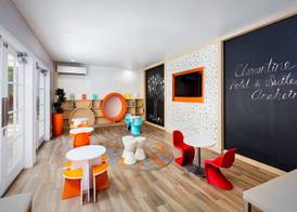 Clementine Hotel & Suites Anaheim 2