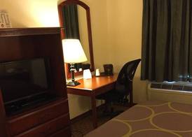Super 8 by Wyndham Allentown 3