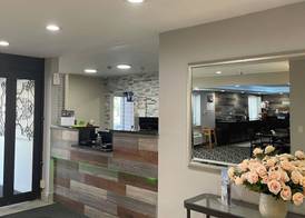 La Quinta Inn and Suites by Wyndham Cincinnati North 3