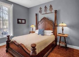 Historic Elgin Hotel 5