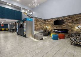 Clarion Pointe Hinesville near Fort Stewart 4