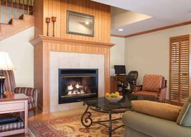 Country Inn & Suites by Radisson, Davenport - Quad Cities 3