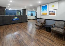 Days Inn by Wyndham Moosic 2