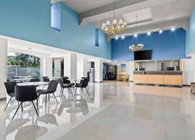 Days Inn by Wyndham Buena Park Anaheim 3