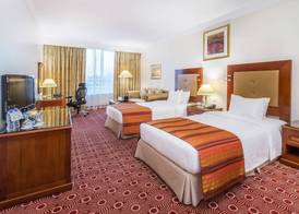 Sunday Hotel Holiday International Dubai 3