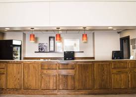 Country Inn & Suites by Radisson, Winchester, VA 5