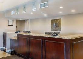 Comfort Inn & Suites Huntington Beach 2