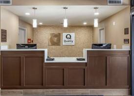 Comfort Inn & Suites Spring Lake - Fayetteville near Fort Bragg 4