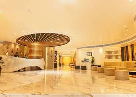 Majestic City Retreat Hotel 4