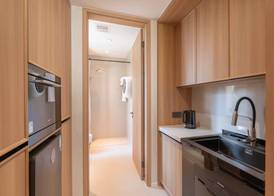 InterContinental Hotels Shanghai Jing'An Ser Apt.by IHG 3