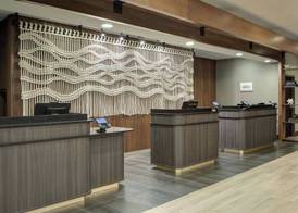 Courtyard by Marriott Chicago Downtown/River North 4
