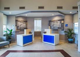 Holiday Inn Express NAGS HEAD OCEANFRONT by IHG 2