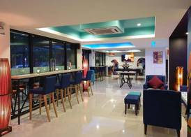 Jomtien Beach Sleep Inn - Steps from Beach & Market 2