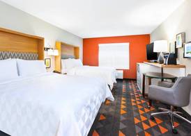 Holiday Inn & Suites TOLEDO SOUTHWEST - PERRYSBURG by IHG 2