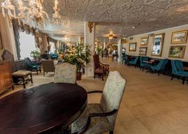 The Flanders Hotel 3