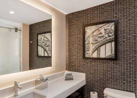 Cambria Hotel New York Times Square 2