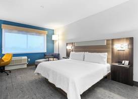 Holiday Inn Express & Suites Waco Downtown by IHG 5