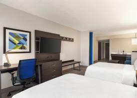 Holiday Inn Express & Suites FT MYERS EAST- THE FORUM by IHG 4