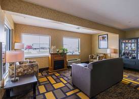 Quality Inn & Suites Belmont - Platteville 5