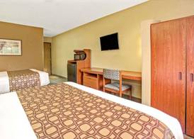 Microtel Inn & Suites by Wyndham Mason/Kings Island 5