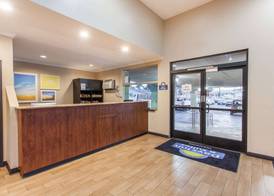 Days Inn by Wyndham San Diego-East/El Cajon 3