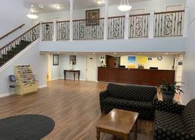 Days Inn by Wyndham Columbus IN 2
