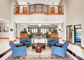 Wingate by Wyndham Atlanta Airport Fairburn 3