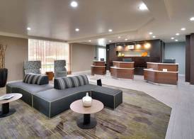 Courtyard by Marriott Charlotte Airport LoSo 3
