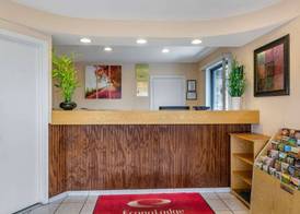 Econo Lodge Roanoke Civic Center 5