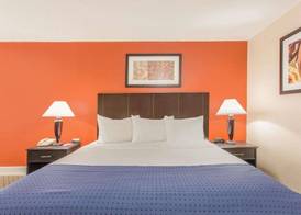 Baymont by Wyndham Fayetteville Fort Bragg Area 3
