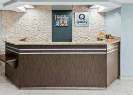 Quality Inn & Suites Fort Worth North - Haltom City 2