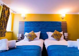 Stonecross Manor Hotel 5