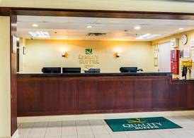 Quality Suites Atlanta Airport East 5