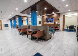 Holiday Inn Express & Suites LAKE CHARLES SOUTH CASINO AREA by IHG 5