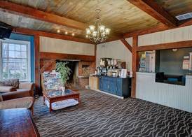 Colonial Motel 2