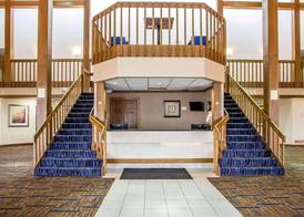 Howard Johnson by Wyndham Merrillville 2