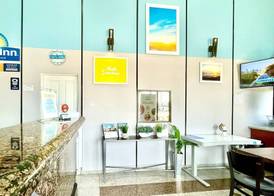 Days Inn by Wyndham Los Angeles LAX Airport Stadium Area 4