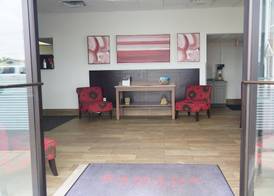 Ramada by Wyndham Harrisonburg 3