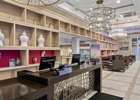 Sonesta Hotel Baltimore Inner Harbor 4