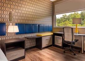 GLo Hotel Asheville-Blue Ridge Parkway 5