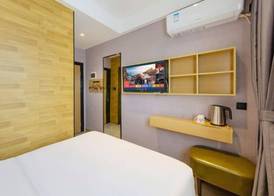 Moli Hotel (Guangzhou Yongqingfang Zhongshan 8th Road Subway Station) 4