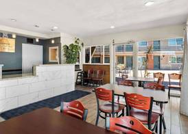Americas Best Value Inn and Suites Flagstaff 2