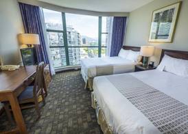 Rosedale on Robson Suite Hotel 5