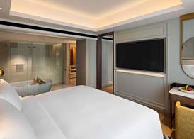 Mövenpick Hotel Jakarta City Centre 5