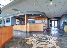 Dimond Center Hotel 2