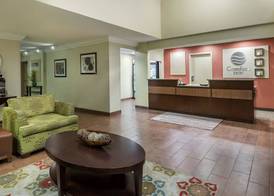 Comfort Inn Fayetteville near Fort Bragg 4