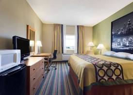 Super 8 by Wyndham Lees Summit 5